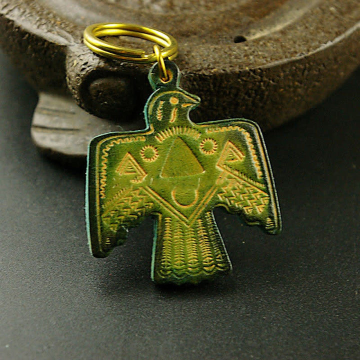 Portachiavi in pelle di rame con santo patrono indiano Thunderbird