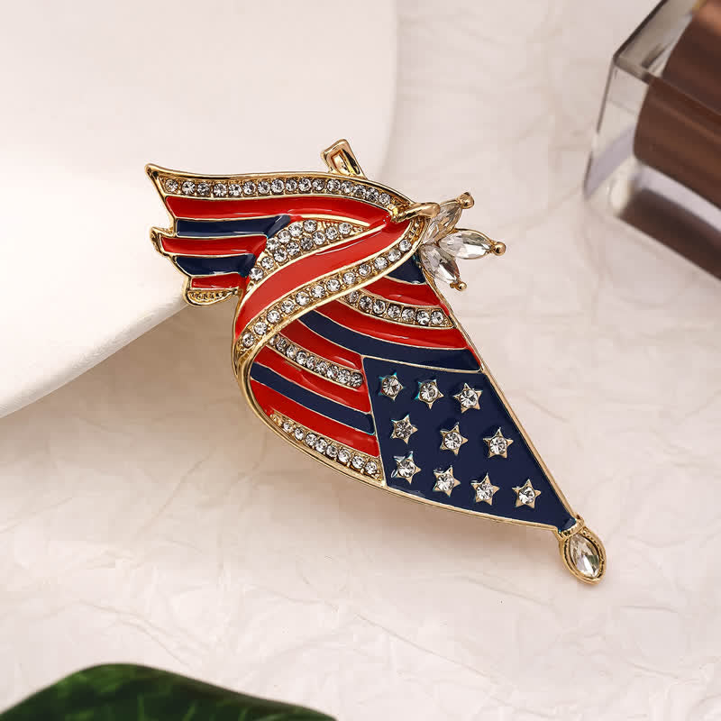 Spilla patriottica con strass e bandiera americana smaltata