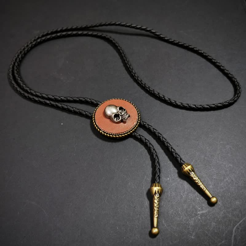 Cravatta Bolo con ciondolo a forma rotonda e motivo teschio 3D - Marrone chiaro - image 4