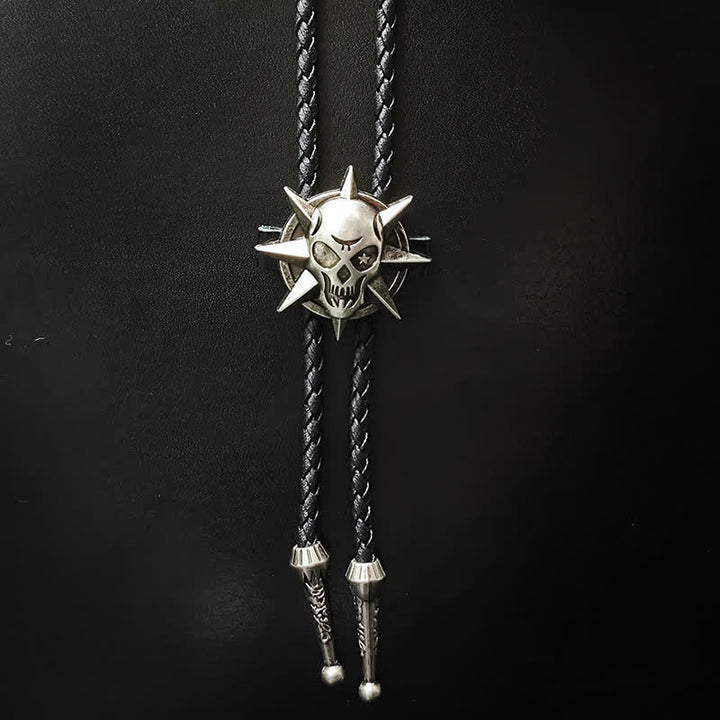 Cravatta Bolo con ciondolo in argento con testa di teschio in stile punk