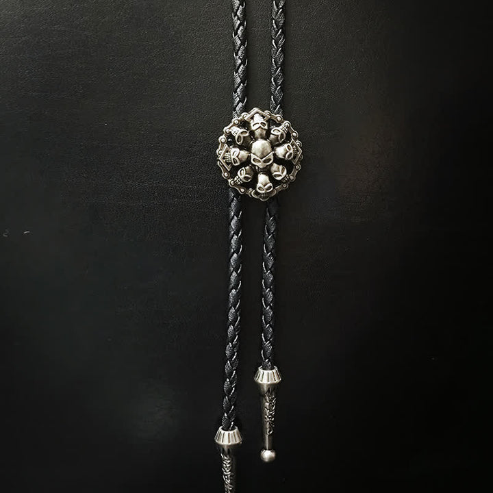 Cravatta Bolo con ciondolo in argento con testa di teschio in stile punk