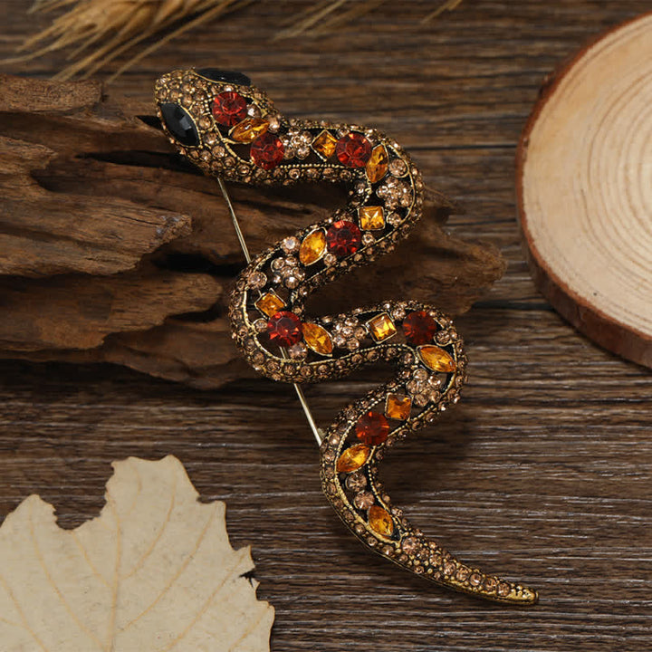 Spilla con strass di cristallo scintillante a forma di serpente selvaggio