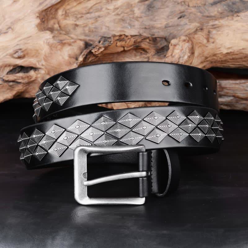 Cintura in pelle con borchie romboidali gotiche nere