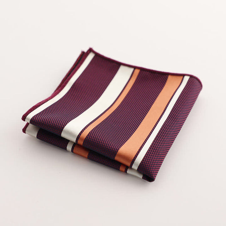 Fazzoletto da taschino con motivo geometrico a righe della serie Burgundy da uomo
