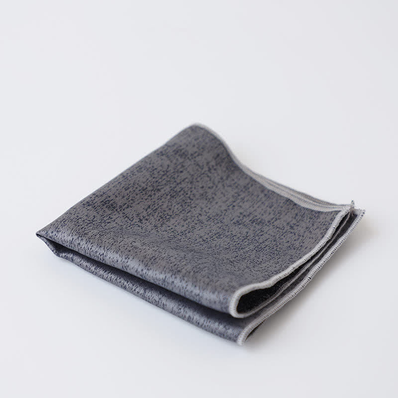 Fazzoletto da taschino da uomo con motivo scuro e tenue in tinta unita - Grigio - image 2