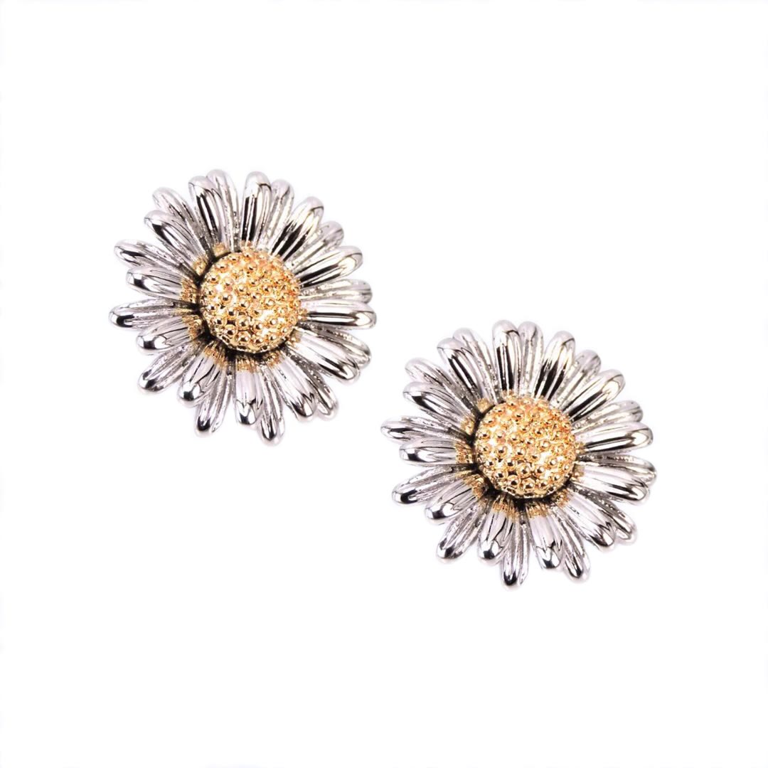 Spilla retrò a forma di margherita, accessori per camicie semplici e carini