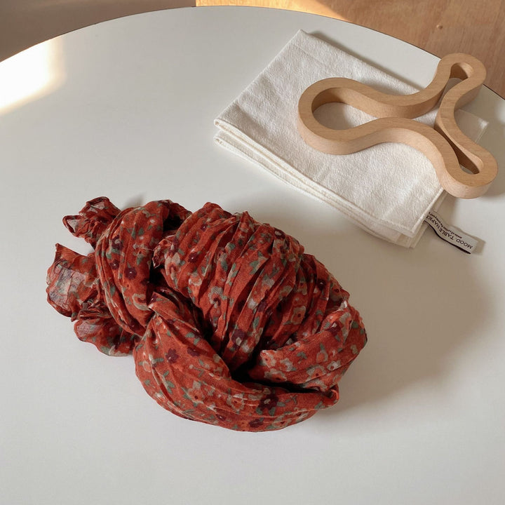 Sciarpa morbida e sottile con motivo floreale plissettato vintage da donna