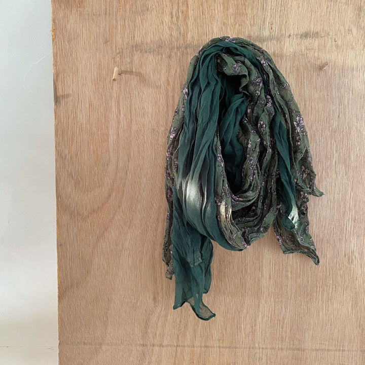 Sciarpa morbida e sottile con motivo floreale plissettato vintage da donna