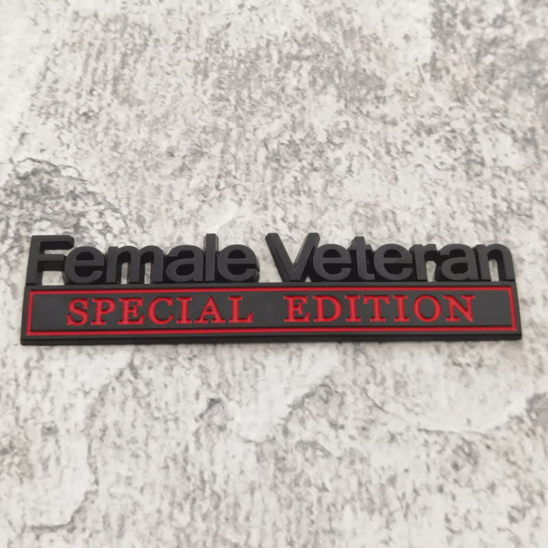 Distintivo per auto adesivo in metallo "Veterana donna SPECIAL EDITION"