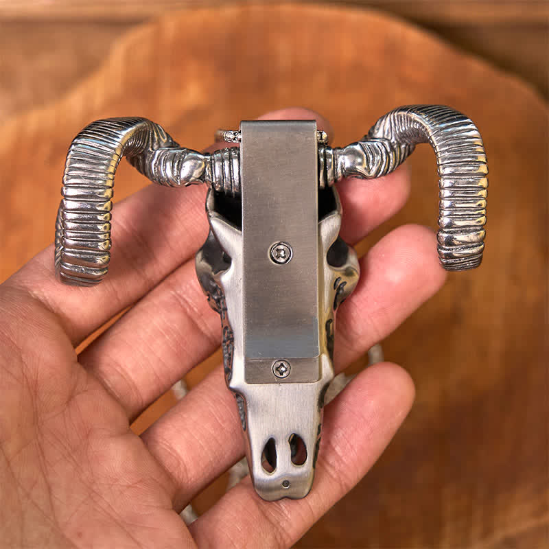 Fibbia per cintura multifunzione con ciondolo a forma di teschio di pecora in argento