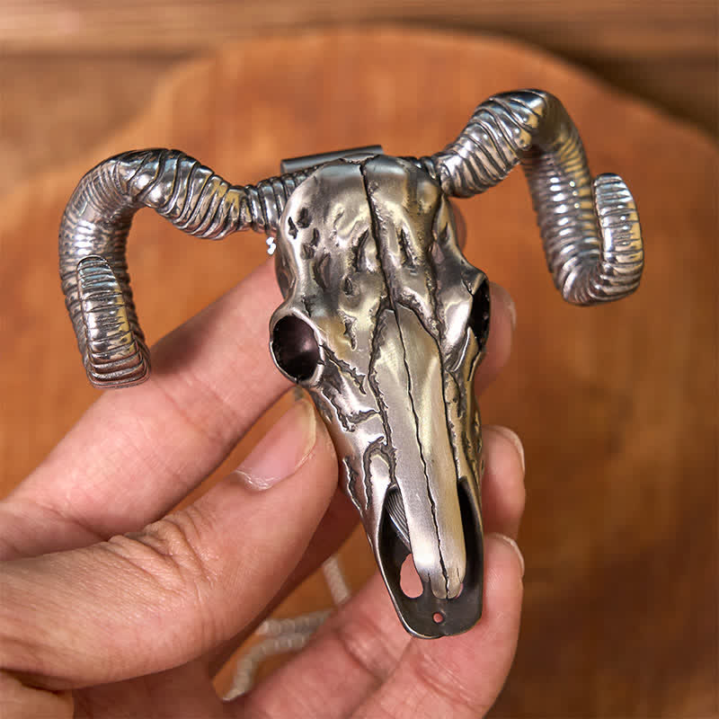Fibbia per cintura multifunzione con ciondolo a forma di teschio di pecora in argento