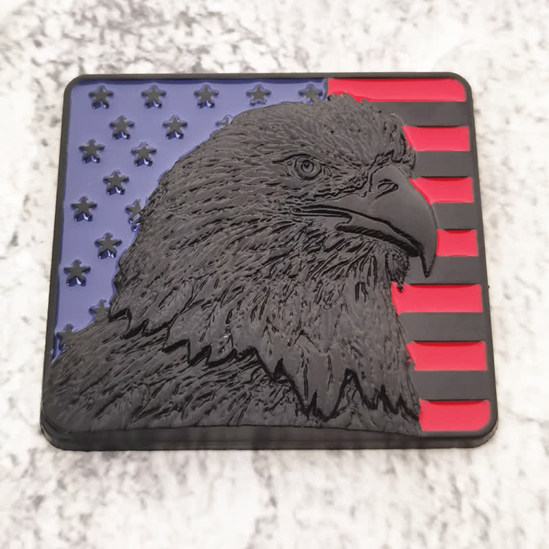 Distintivo per auto con bandiera americana e aquila calva in metallo