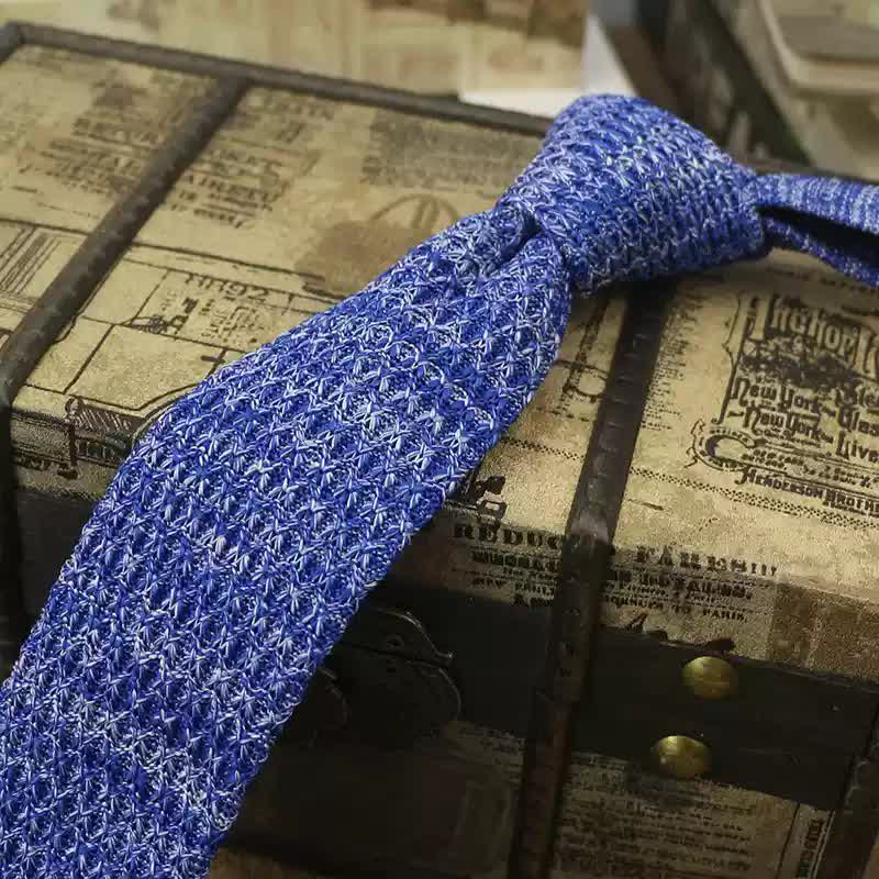 Cravatta lavorata a maglia di colore scuro variegato da uomo - Blu reale - image 13