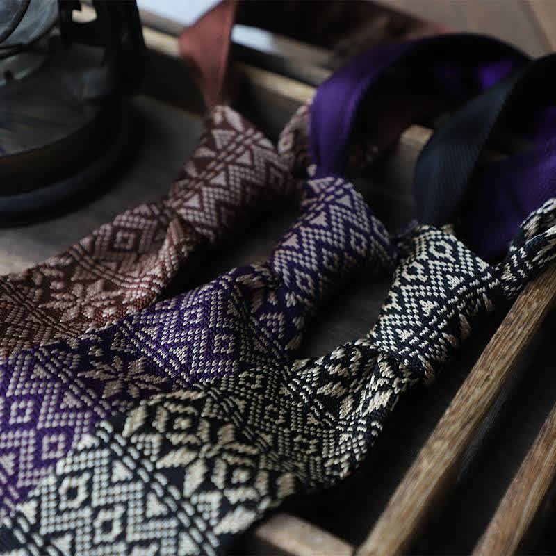 Cravatta lavorata a maglia con motivo vintage in stile britannico da uomo