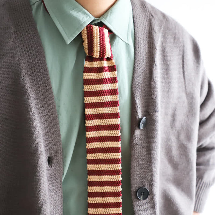 Cravatta lavorata a maglia con motivo vintage in stile britannico da uomo