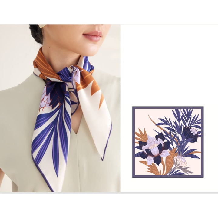 Sciarpa sottile in seta primaverile con motivo floreale Protea da donna
