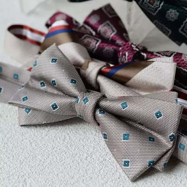 Papillon da uomo con fazzoletto stampato vintage a doppio strato