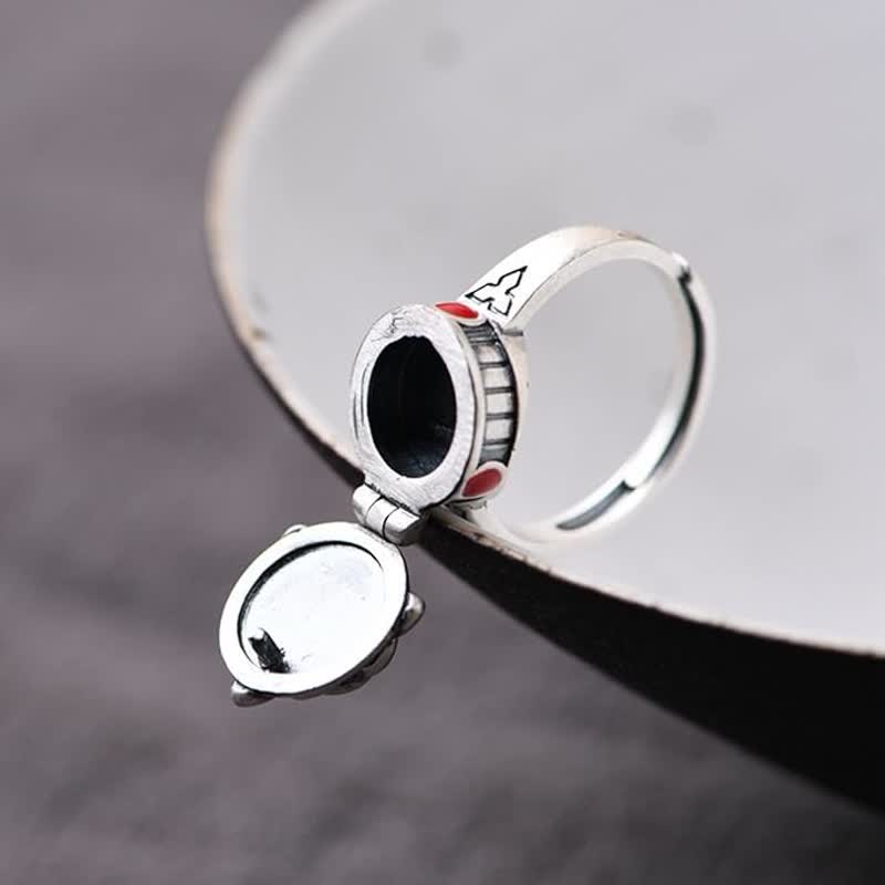 Anello regolabile con fiore rosa e scomparto nascosto