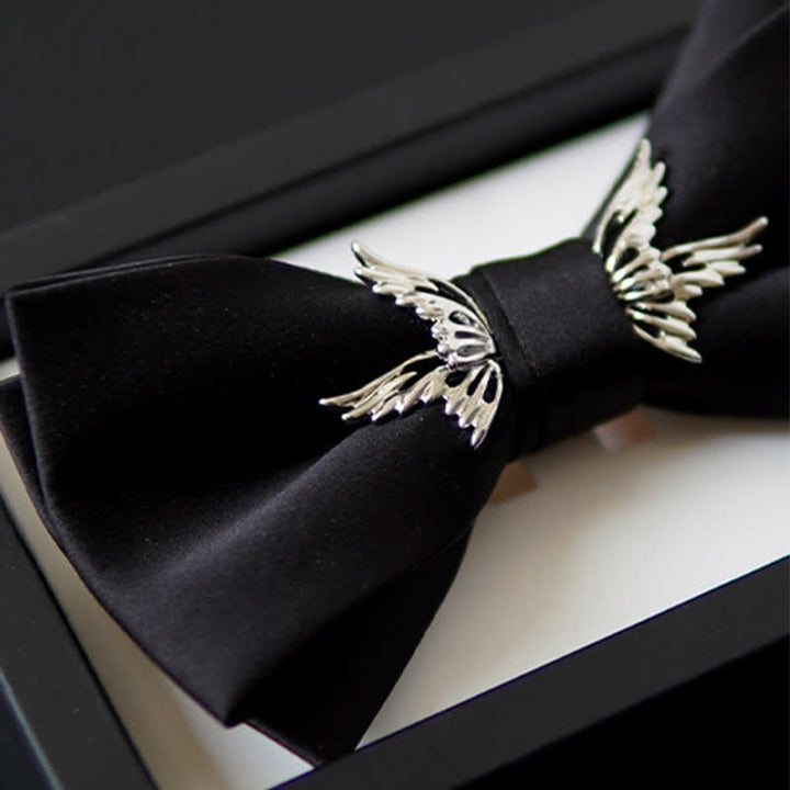 Papillon nero elegante con ali volanti in argento da uomo