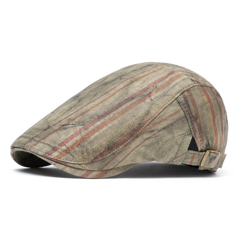 Cappello basco da giornalaio a righe con graffiti e tintura a nodi
