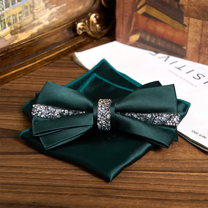 Set da uomo con papillon e fazzoletto da taschino in raso con strass scintillanti