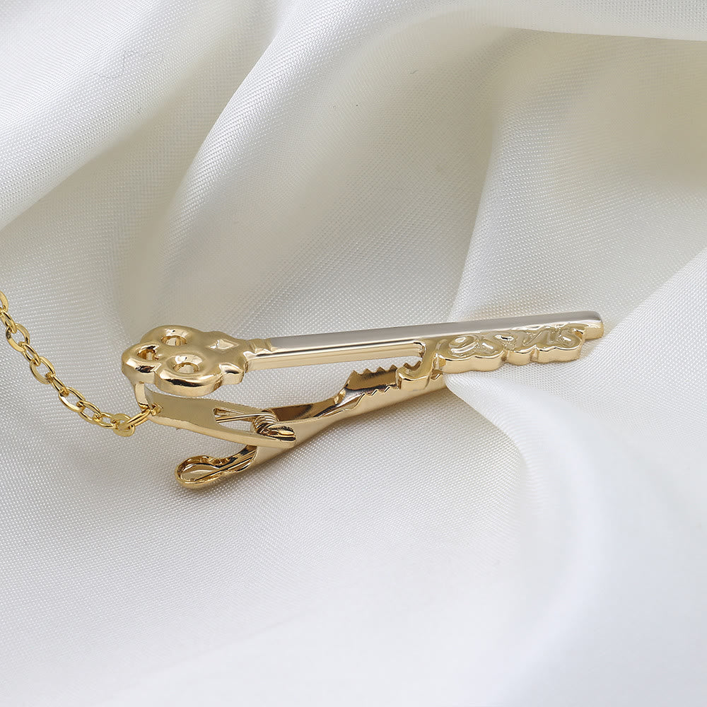 Fermacravatta con chiave di Gesù in oro per abito da sposa - image 2