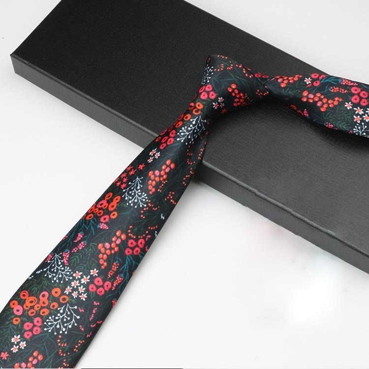 Cravatta da uomo con motivo floreale Forest Berry