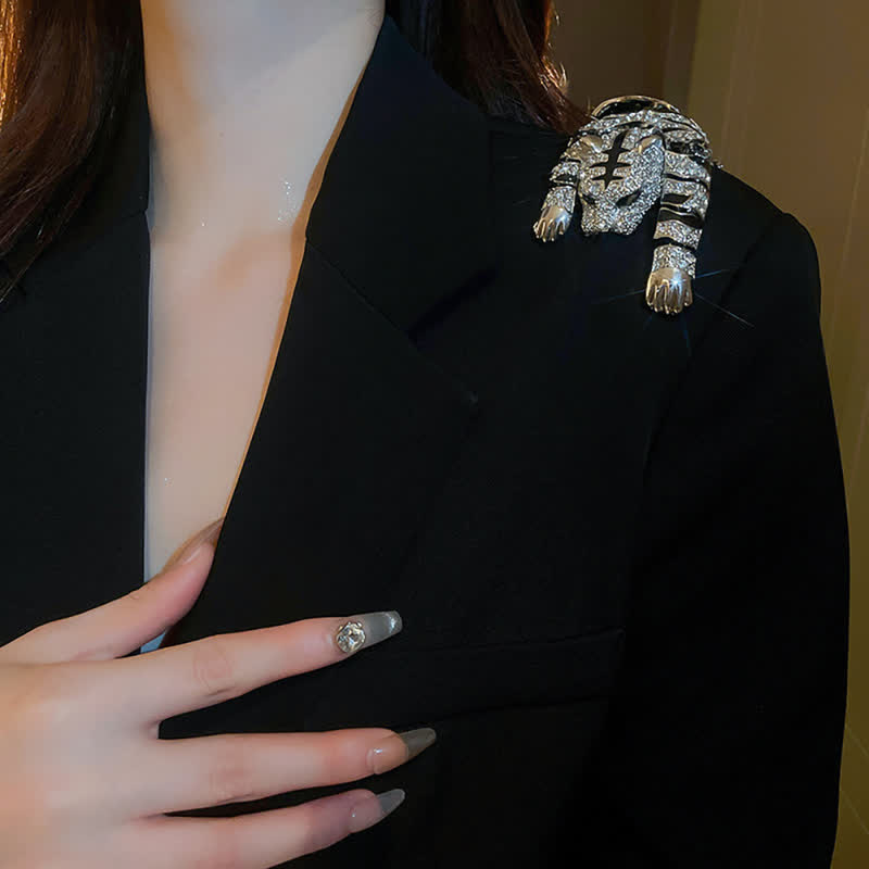 Spilla da uomo con grande tigre maestosa e strass scintillanti di lusso - image 3