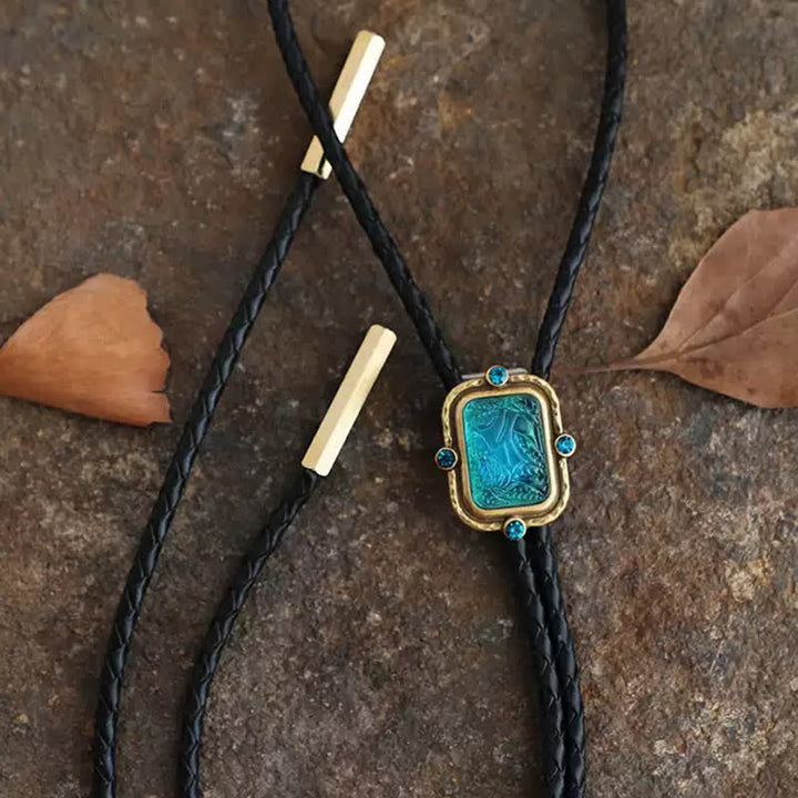 Cravatta Bolo in stile palazzo retrò con paesaggio marino blu e verde