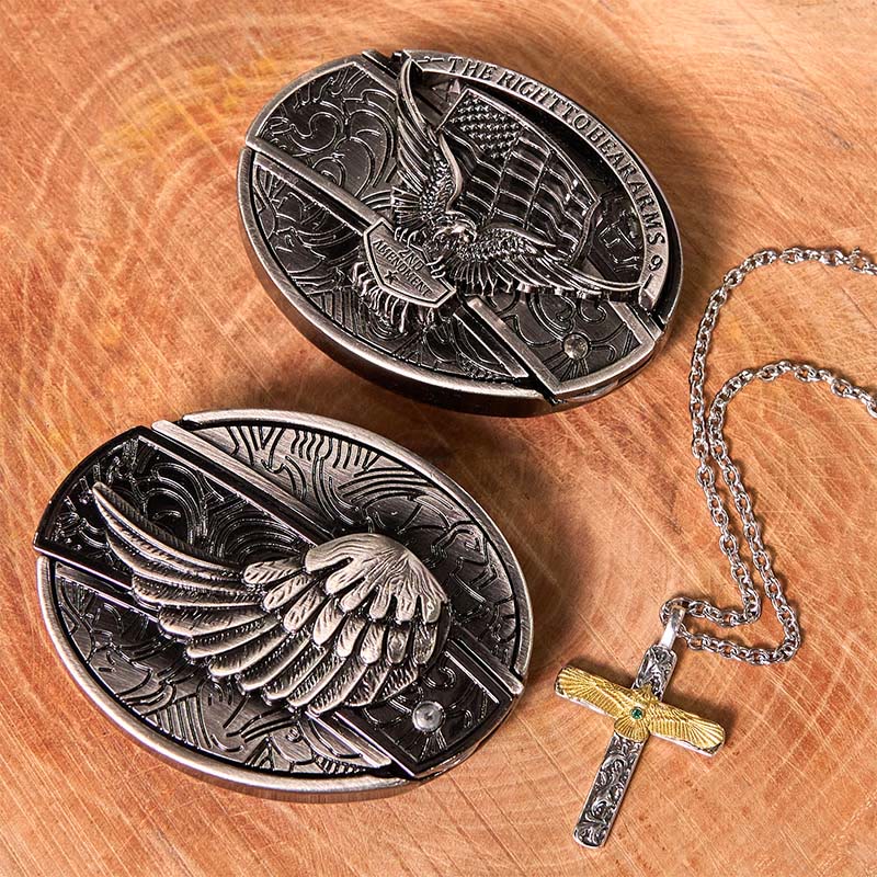 Set di cintura con fibbia fai da te con coltello nascosto e collana con croce d'aquila