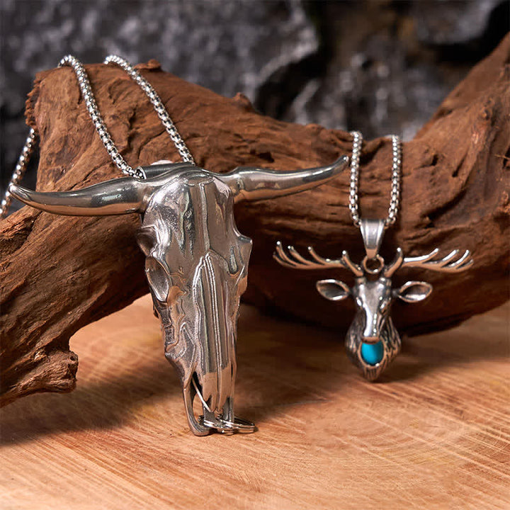 Set di collane con ciondolo a forma di toro con corna lunghe e testa di alce turchese