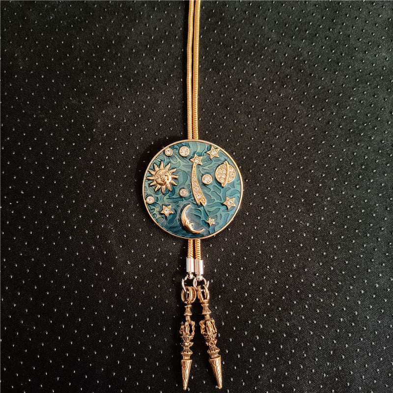 Cravatta Bolo vintage con sole, luna, universo e strass