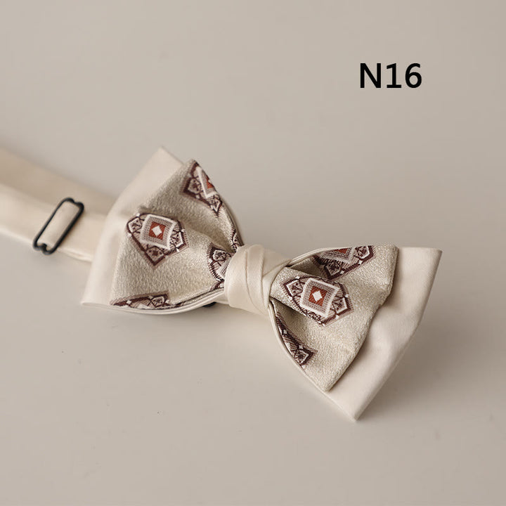 Papillon con cinturino regolabile in raso a due strati con motivo beige