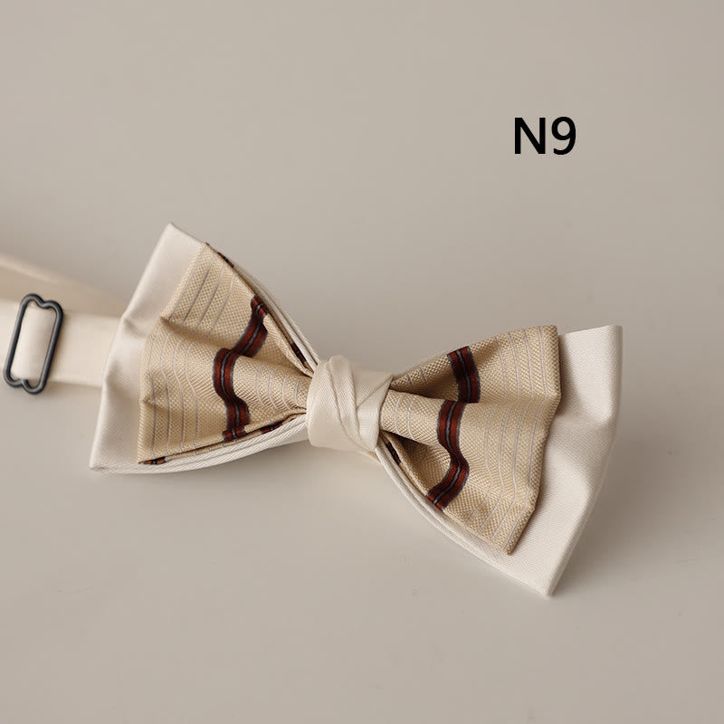 Papillon con cinturino regolabile in raso a due strati con motivo beige