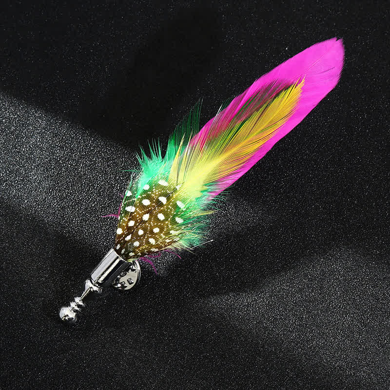 Spilla unisex classica con piume di pavone colorate per feste di nozze