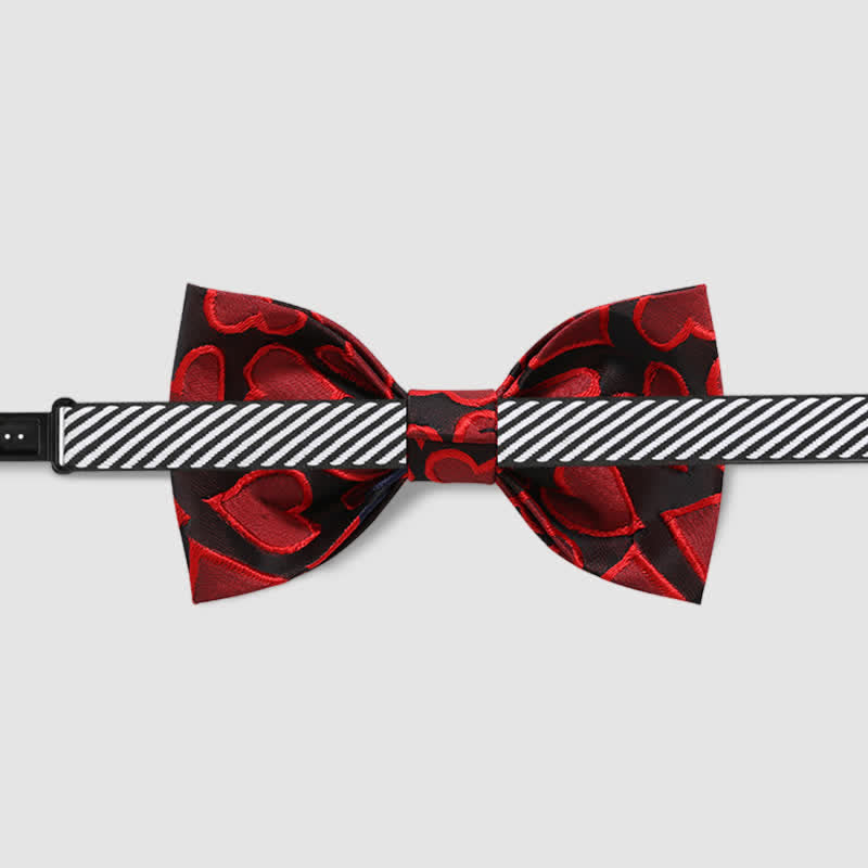 Papillon da uomo con ricamo a forma di cuore