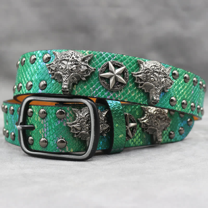 Cintura in pelle stampata in pelle di serpente nera con rivetto a testa di lupo in argento antico