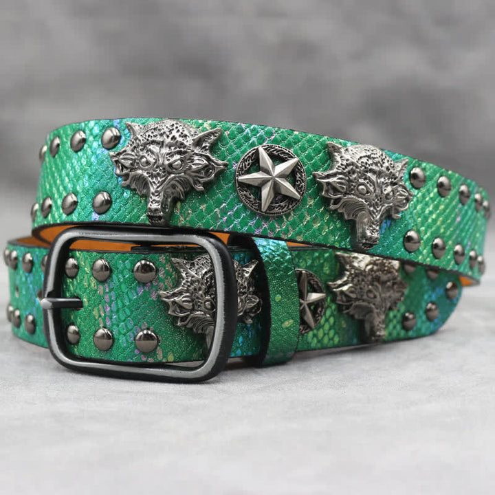 Cintura in pelle stampata in pelle di serpente nera con rivetto a testa di lupo in argento antico
