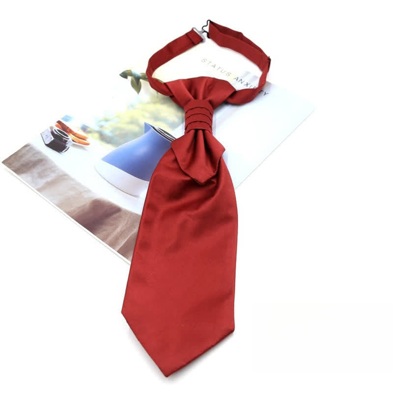 Cravatta da uomo pre-annodata con volant e motivo Paisley di lusso, stile smoking, Ascot