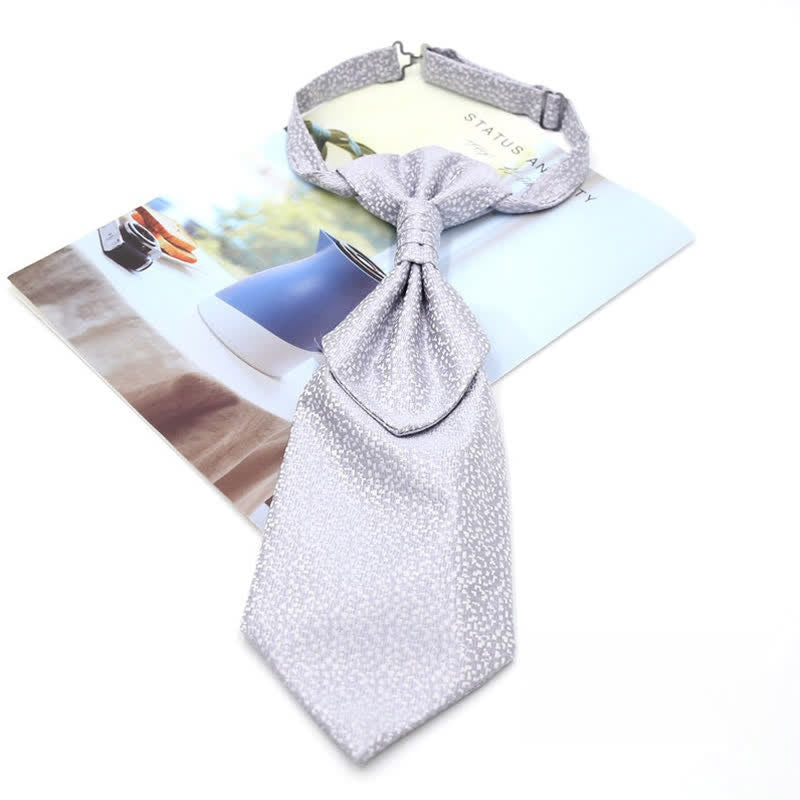 Cravatta da uomo pre-annodata con volant e motivo Paisley di lusso, stile smoking, Ascot