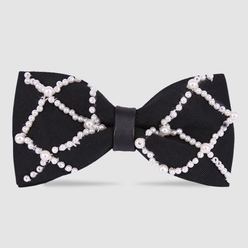 Elegante papillon con perle bianche e nere ricamato a mano - Stile n. 2 - image 1