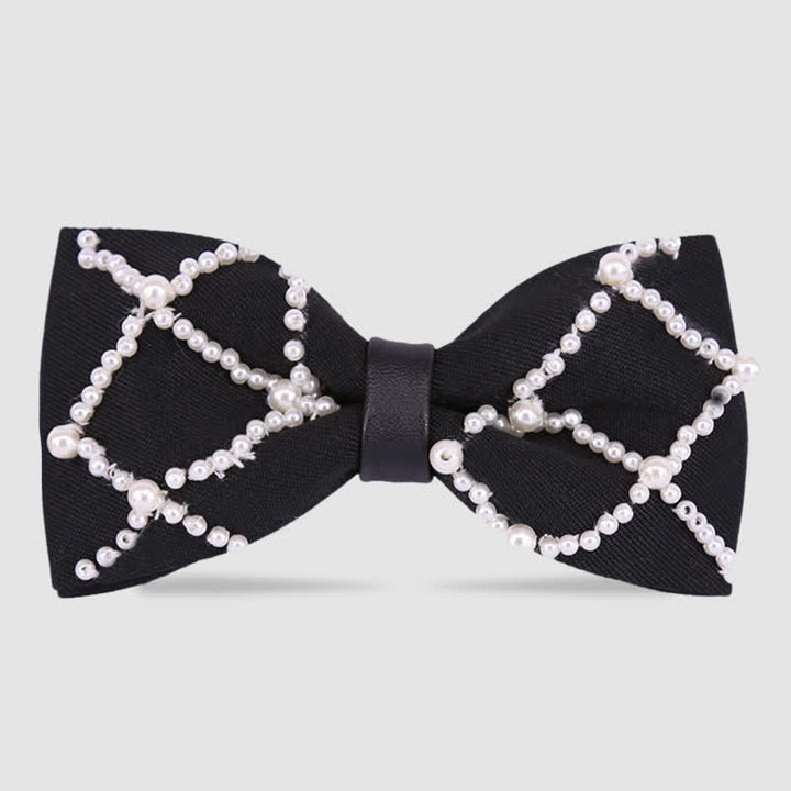Elegante papillon con perle bianche e nere ricamato a mano - Stile n. 2 - image 1