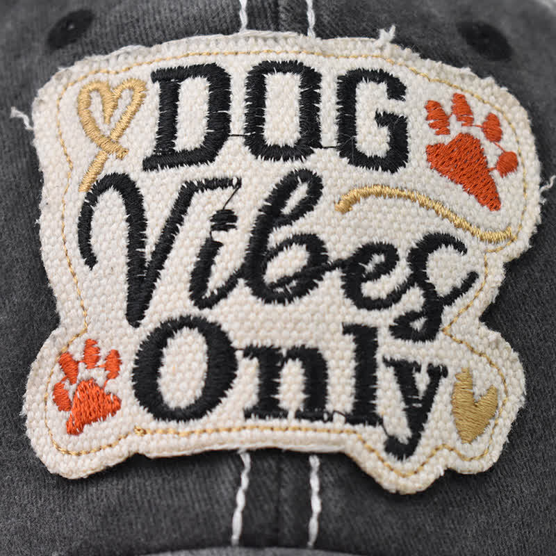 Cappellino da baseball lavato ricamato "Dog Vibes Only"