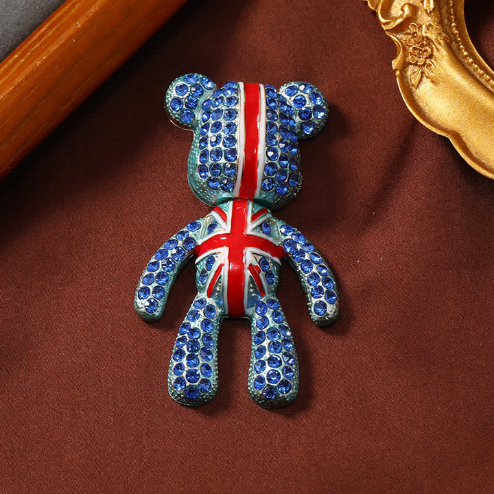 Spilla con bandiera britannica a forma di orso carino e cristallino, squisita.