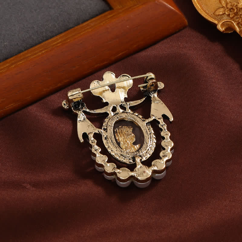 Spilla di perle vintage da donna in stile Lady Face Court