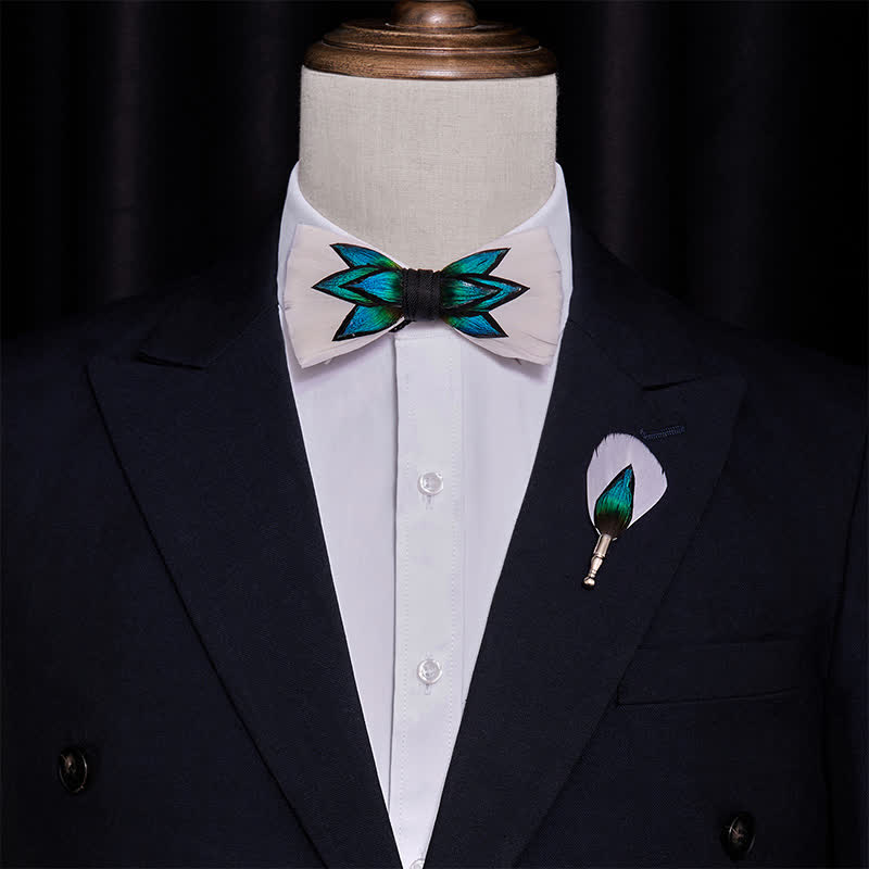Papillon con piume blu ciano e bianco crema
