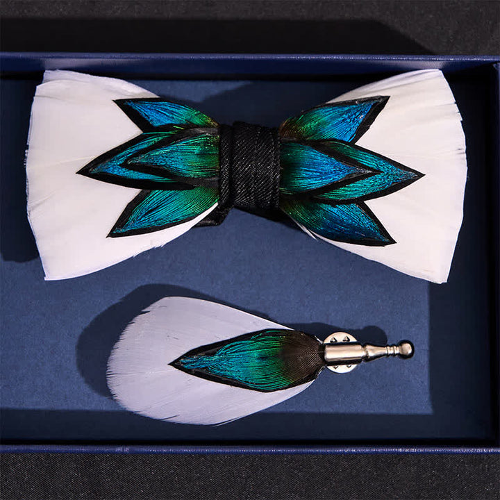 Papillon con piume blu ciano e bianco crema