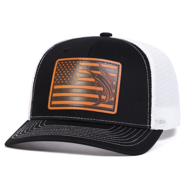 Cappello da camionista con etichetta in pelle di squalo e bandiera USA