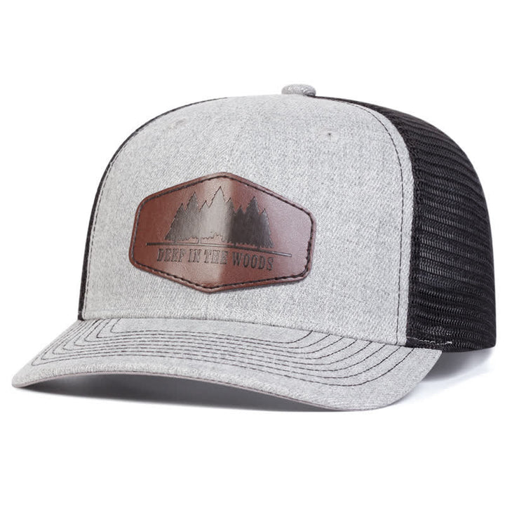 Cappello da camionista con etichetta in pelle "Deep In The Woods"