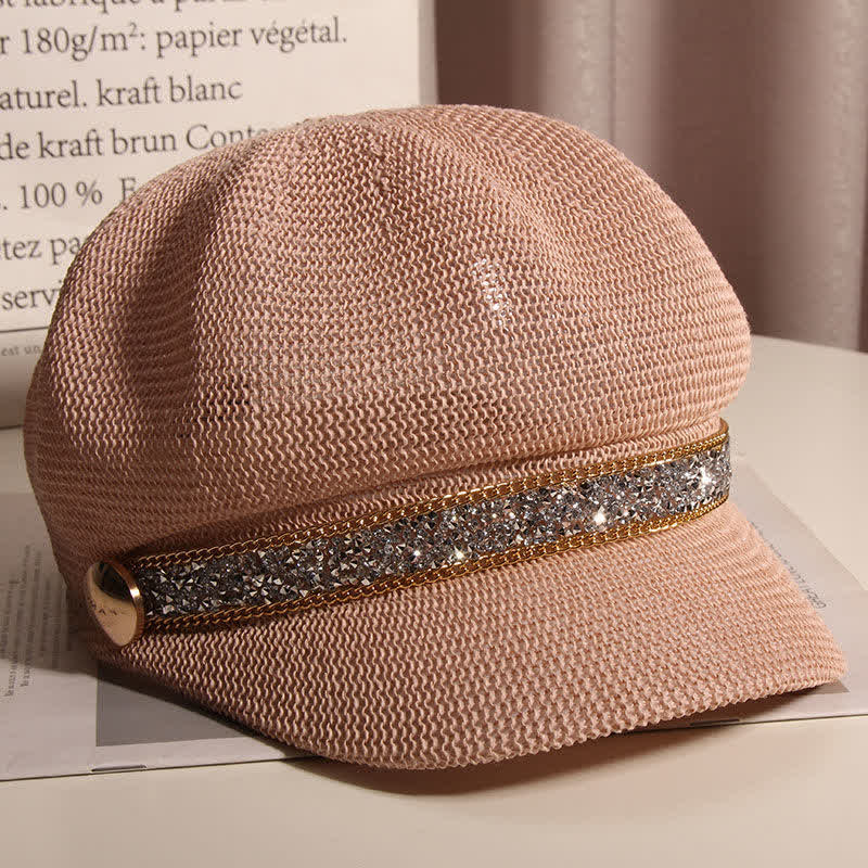 Cappello basco in paglia con catena in oro e strass argentati, elegante da donna